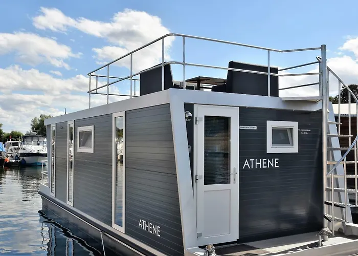 Cosy Floating Boatlodge Athene